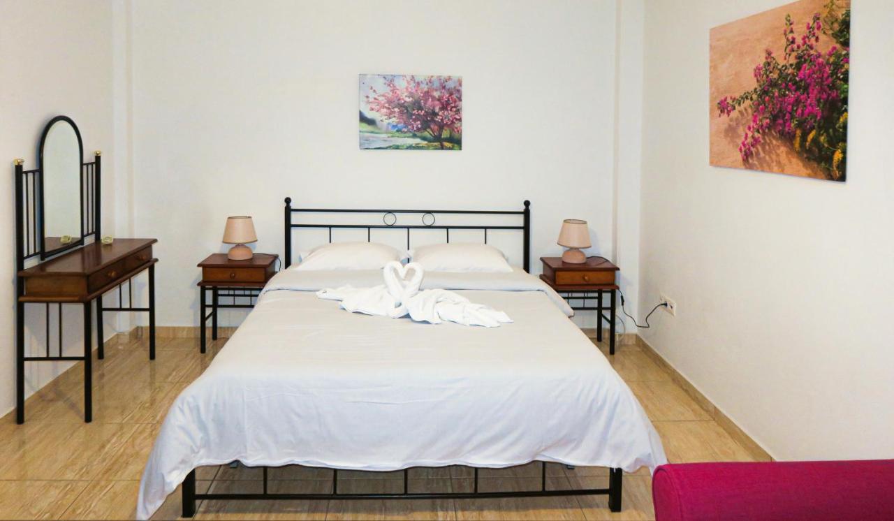 Kallisti Apartments Skiathos Town Exterior foto