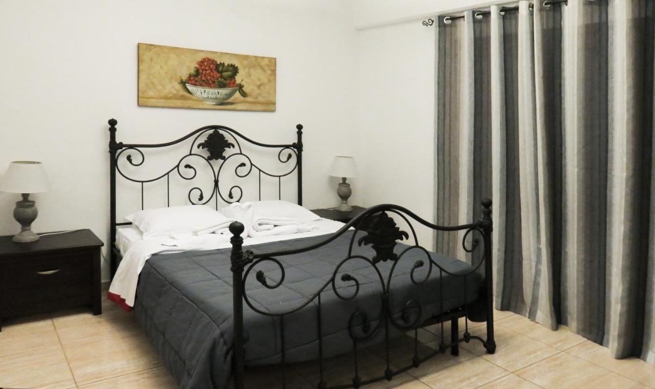 Kallisti Apartments Skiathos Town Exterior foto