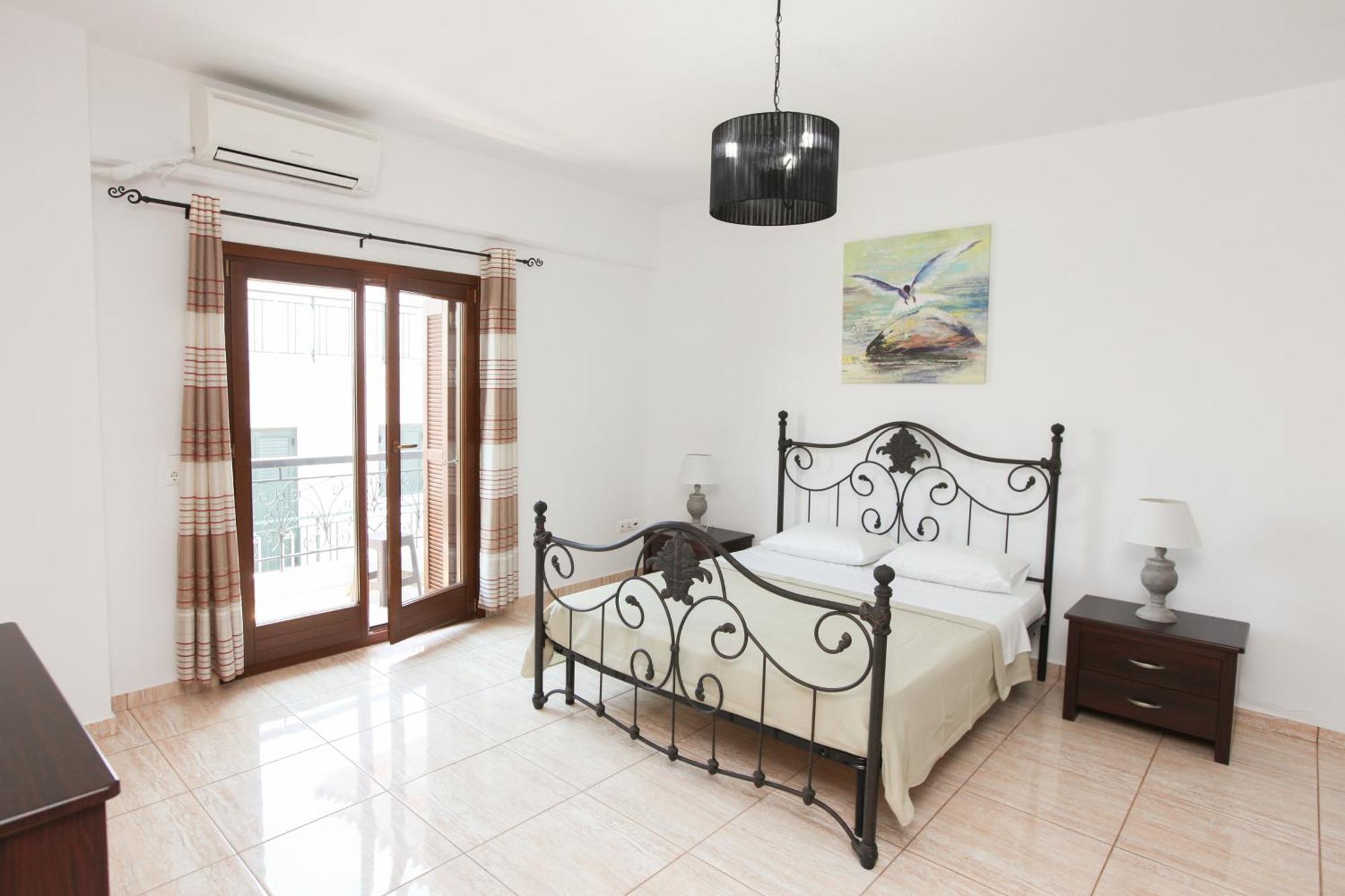 Kallisti Apartments Skiathos Town Quarto foto